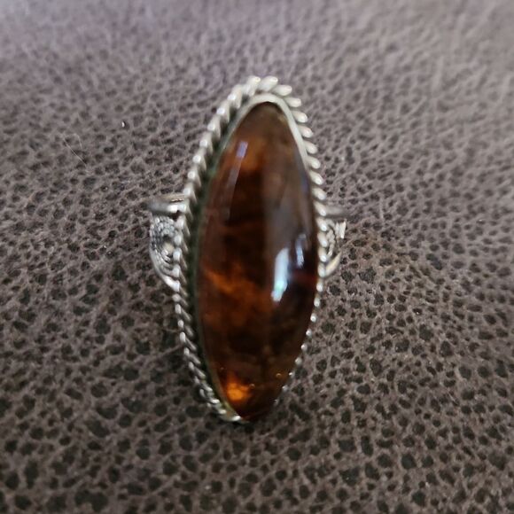 Lithuania Baltic oval Amber gemstone ring silvertone size 5 1/2 - Picture 2 of 6